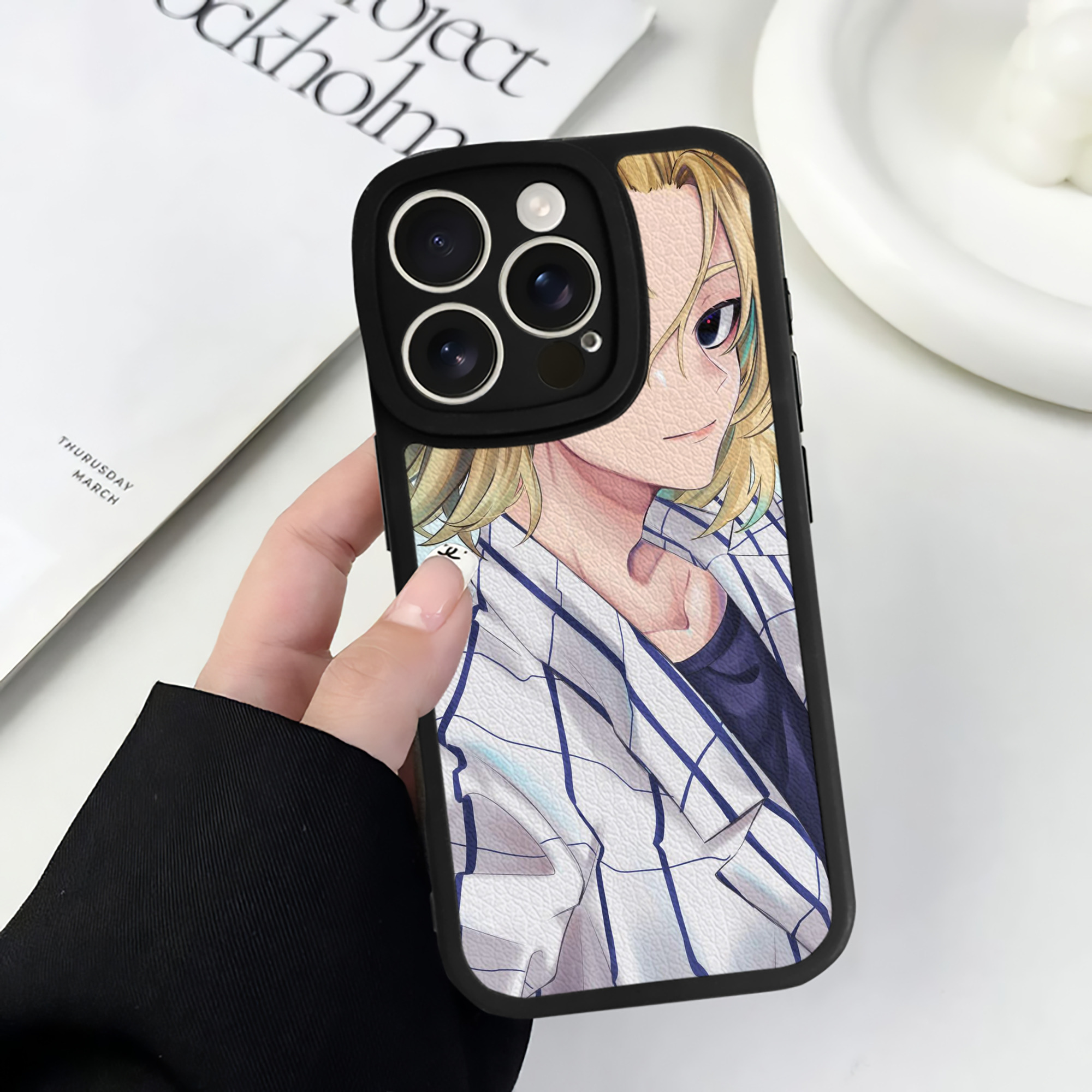 （画像用） 東京リベンジャーズ Tokyo Revengers 【iPhone 16シリーズ対応】シリコンスマホケース（レザー調） 材質：シリコン